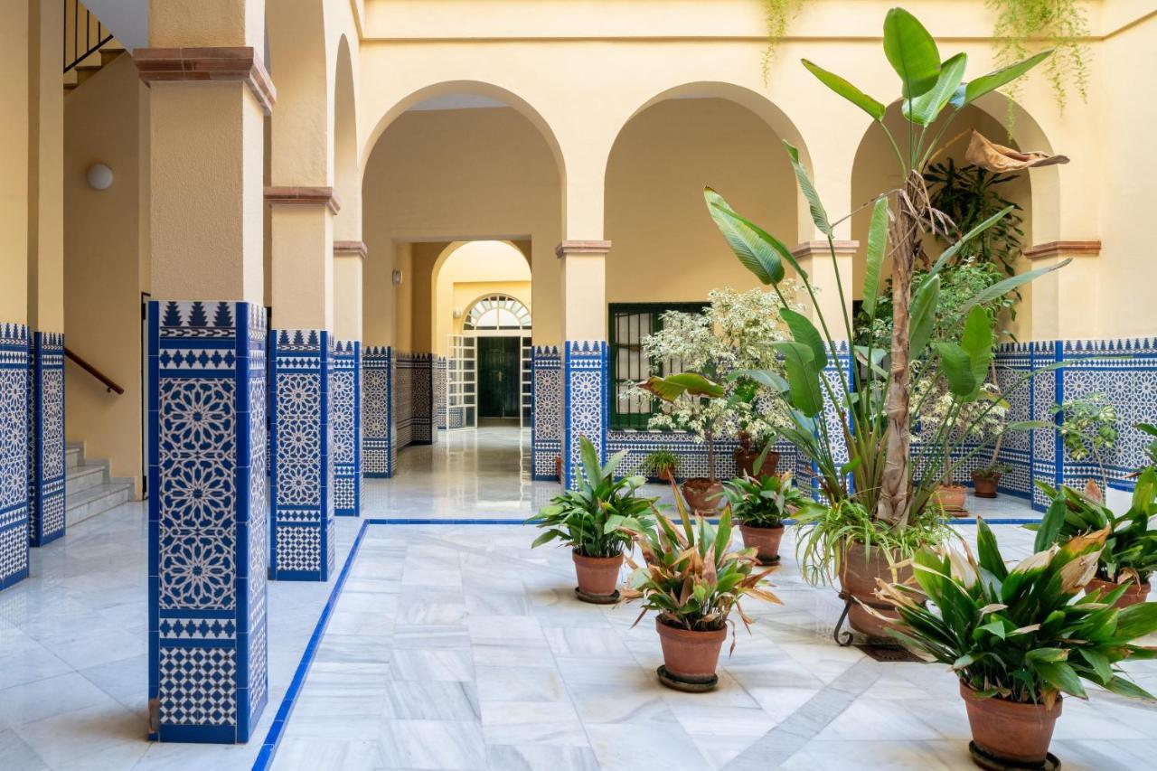 Apartamento Con Terraza En Sevilla Centro By Rent Me Bagian luar foto