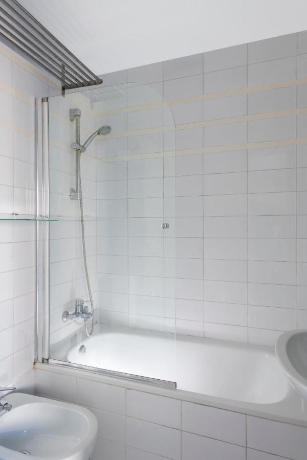 Apartamento Con Terraza En Sevilla Centro By Rent Me Bagian luar foto