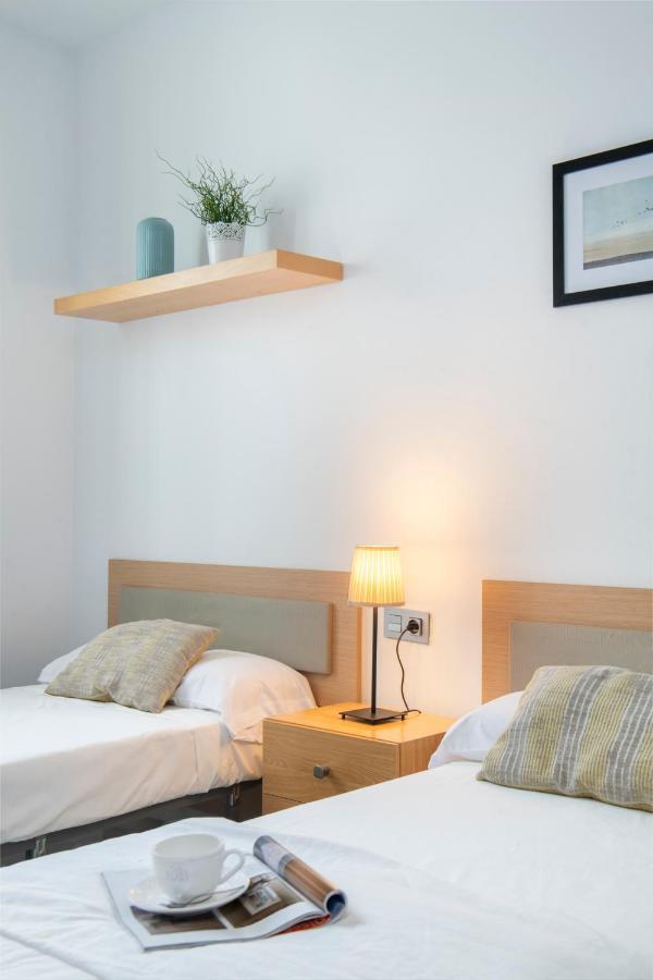 Apartamento Con Terraza En Sevilla Centro By Rent Me Bagian luar foto